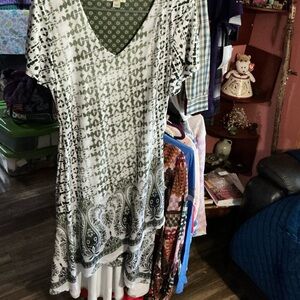 ONE WORLD Green and White Patterned Dress